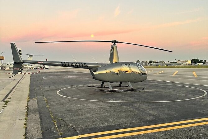 Downtown LA Lights: Your Private Sunset and Night Helicopter Tour - The Experience: Pilots, Commentary, and Customer Service