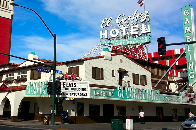 Downtown Las Vegas - Fremont Street History Walking Tour - Inside the Golden Nugget Casino