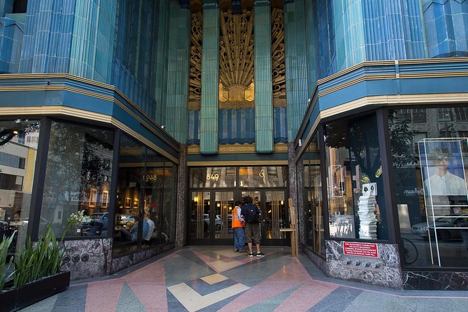 Downtown Los Angeles Bike Tour - Exploring City Hall and the Courthouse