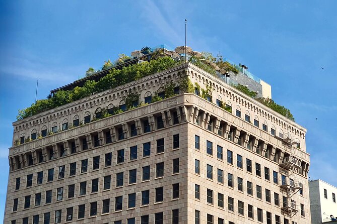 Downtown Los Angeles History and Architecture Walking Tour - Iconic Cinematic Launchpad: Apple Tower Theatre