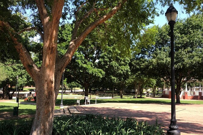 Downtown Plano Walking Tour with Food and Drink - Exploring Downtown Plano’s Local Eateries