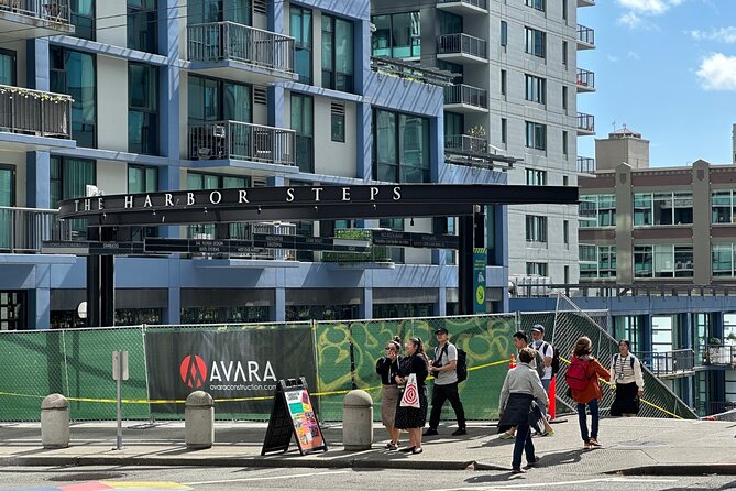 Downtown Seattle Self-Guided Walking Audio Tour - Discovering Seattle’s Modern Skyline and Private Clubs