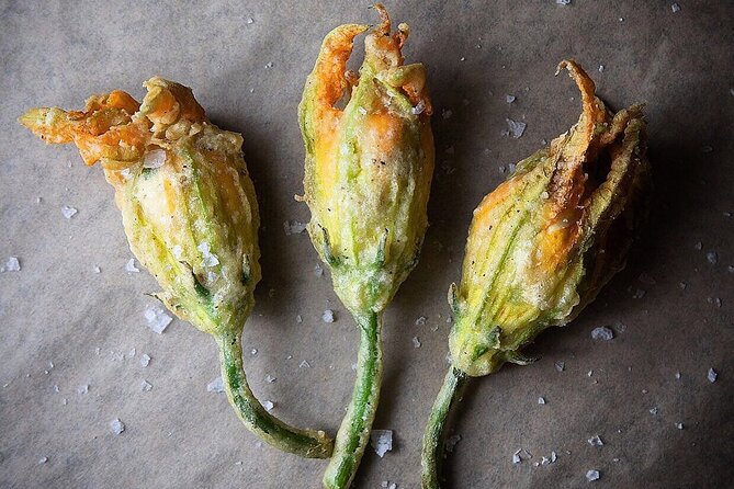 Downtown & Strip Vegan Food Tour in Las Vegas - The Guide: Passionate and Knowledgeable