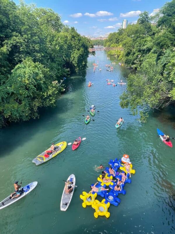 Downtown Sunset Tandem Kayak with 1.5M Bats - The Kayaking Experience and Equipment