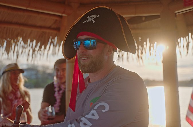 Downtown Sunset Tiki Cruise - Comparing the Downtime and Pacing of the Cruise