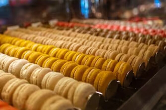 Downtown Vancouver Sinners and Sweets Tour With VIP Access - Key Points