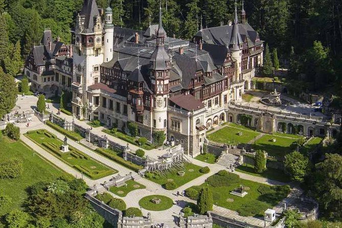 Dracula and Peles Castles Premium Tour with Hotel pick-up - The Pacing and Long Day Format