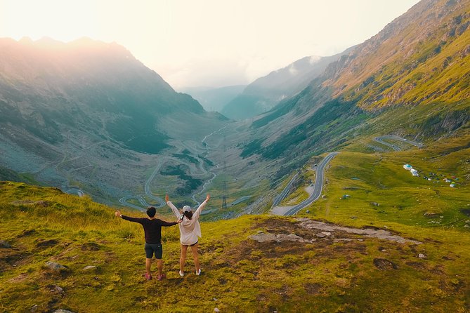 Dracula beyond the legend: 8-day private tour in Transilvania - Scenic Drive and Medieval Charm in Sibiu