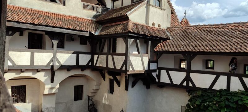 Dracula Castle, Peles Castle and Brasov Private Day Tour - Discovering Brasov’s Historic Center