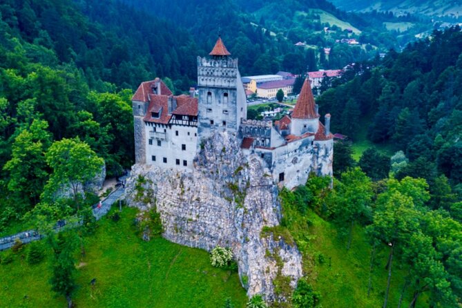 Dracula's Castle Private Tour with Braov City and Pele Castle - Guide Quality and Personal Service