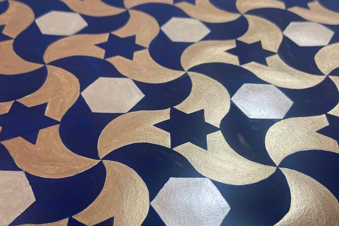 Drawing and Painting Class of Alhambra in Granada - The Art of the Alhambra Comes to Life in Granada