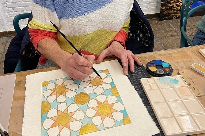 Drawing and Painting Class of Alhambra in Granada - Who Will Love This Experience?