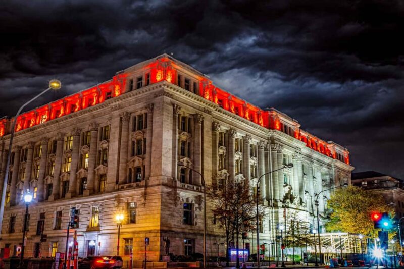 Dreaded Dead Descent of the District: DC Ghost Tour - What Sets This Tour Apart from Others