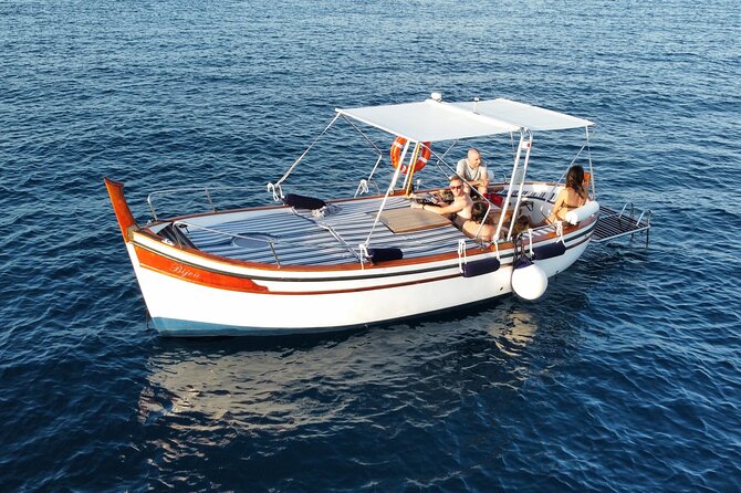 Dream tour by boat in La Spezia - Portovenere - Lerici - Islands - Discovering Tellaro’s Charm from the Water