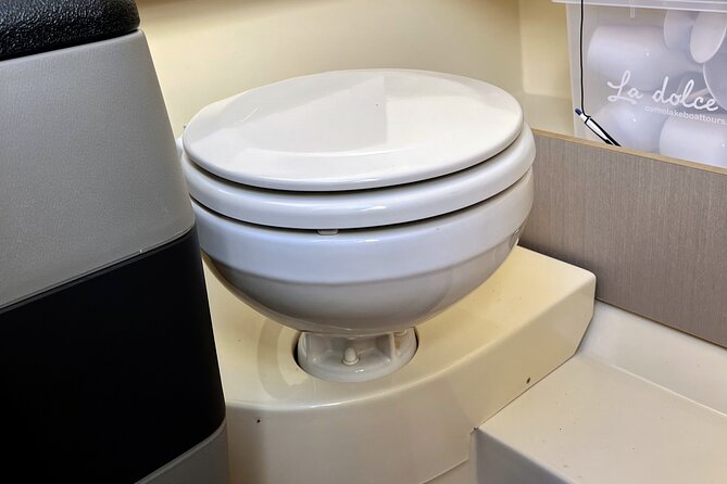 Dreamer tour(1 H) boat Invictus - Visiting Villa Troubetzkoy and the Russian Prince’s Legacy