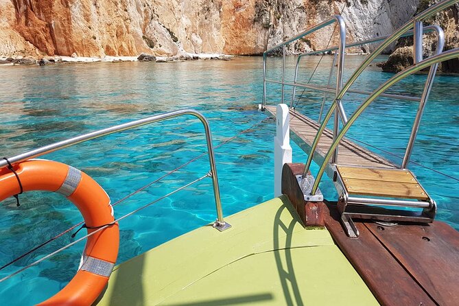 "Dreamy cruise"Daily Cruise from Argostoli harbour with a traditional Greek boat - Comparing Similar Kefalonia Cruises