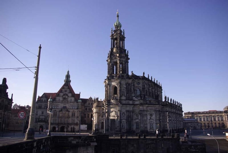 Dresden: 10-Hour-Tour from Berlin by VW-Bus - Discovering Brühl’s Terrace and the Fortress