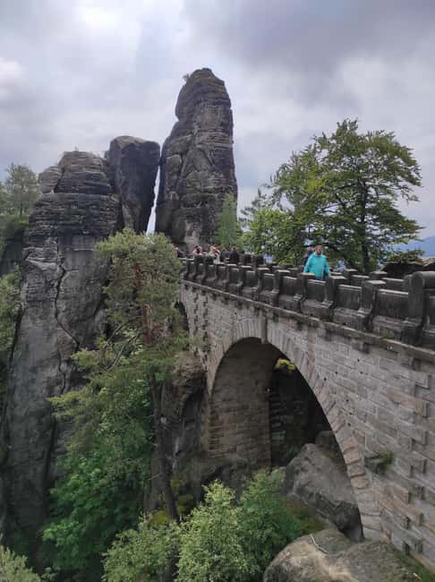 Dresden: Bohemian & Saxon Switzerland Guided Day Trip - Enjoying a Authentic Local Lunch
