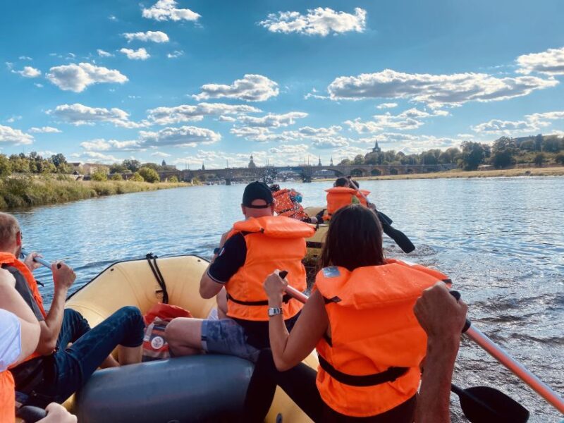 Dresden: Bootstour mit dem Schlauchboot Loschwitz - Radebeul - Starting Point: Loschwitz, Dresden’s Historic District
