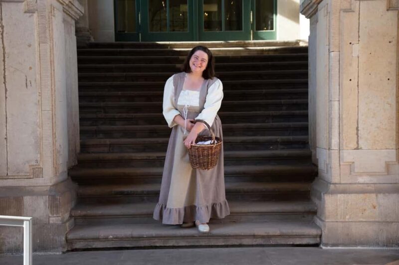 Dresden: Dinner & Wine City Tour through the Historic Old Town - Key Points