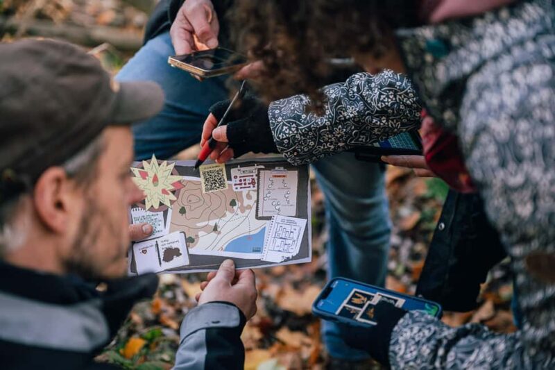 Dresden: Mobile phone scavenger hunt "The Poisoned Lake" through the old town - The Storytelling Style and Experience Quality