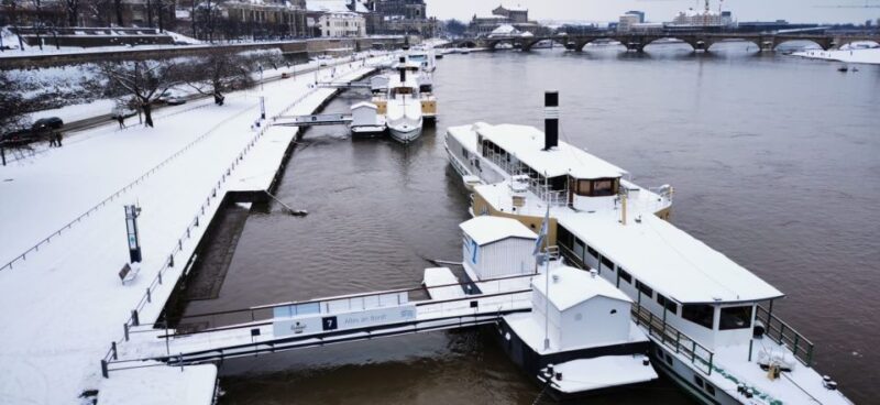 Dresden: Paddle Steamer Winter Cruise to Pillnitz - Embarking from Pier Number 10-20 in Dresden