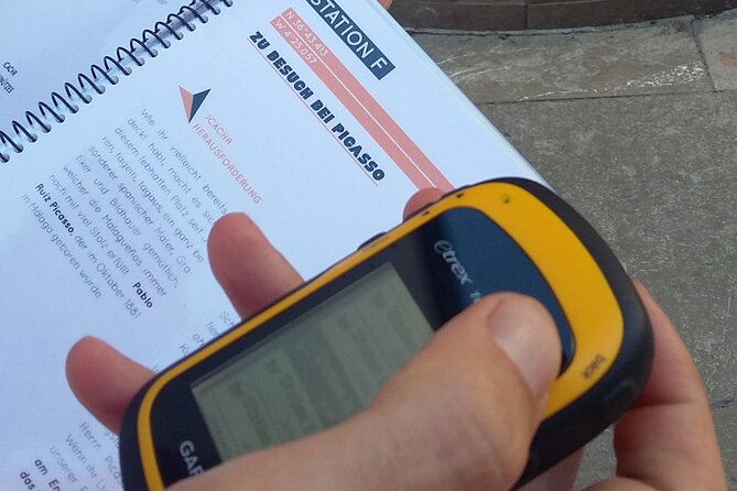 Dresden: Private Sightseeing Treasure Hunt - The Experience of a Fully Offline Treasure Hunt