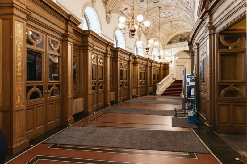 Dresden: Semperoper Tickets and Guided Tour - Insights from Past Reviews