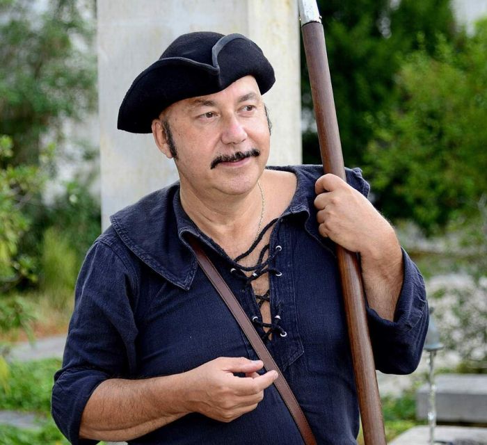 Dresden: Tour of the Baroque Quarter with a Night Watchman - Exploring Dresden’s Narrow Passages and Romantic Courtyards