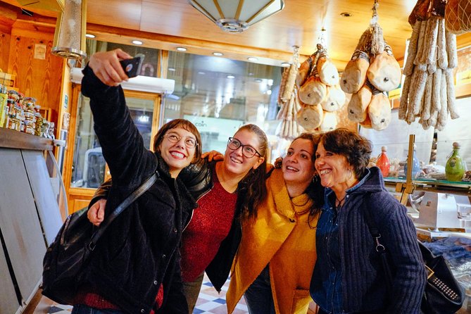 Drinks & Bites in Bologna Private Tour - Food and Drink: Tasting Bologna’s Best Bites