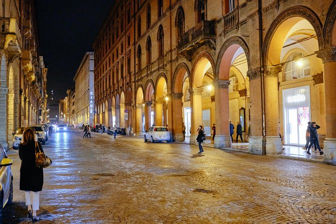 Drinks & Bites in Bologna Private Tour - Reviews and Guide Quality