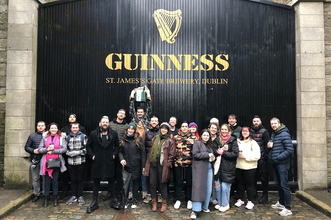Drinks on Foot: Dublin Traditional Pub Tour - What Makes the Pubs Special?