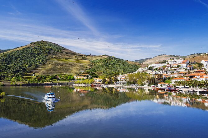 Driver with Private Vehicle in the Douro Valley - Practical Details: Transportation and Group Sizes