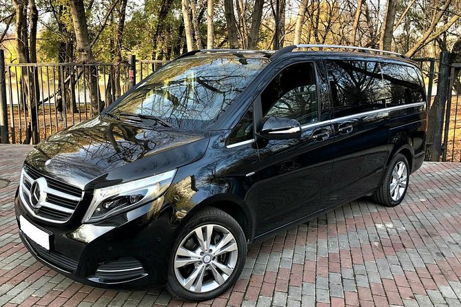 Drottningholm Palace Private Guided Tour - Pacing, Duration, and Crowd Control