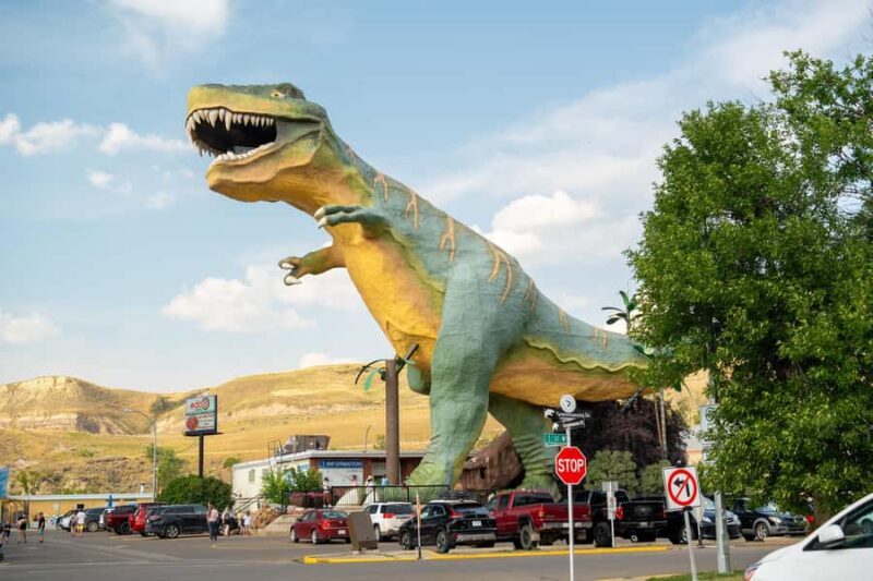 Drumheller: Dinosaurs, Museum, & Hoodoos Day Tour - Royal Tyrrell Museum: Alberta’s Dinosaur Treasure