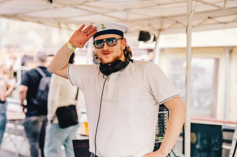 Drunken Monkey Prague Boat Party: Open Bar, DJ & Best Club - Final Thoughts: A Fun Night Out with Caveats