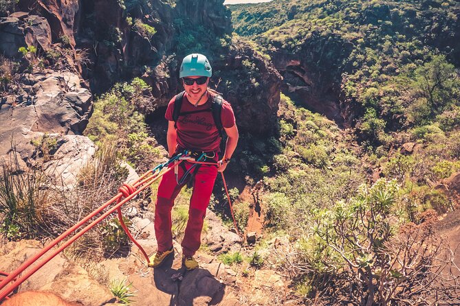 Dry Canyoning Half Day Trip - The Role of the Professional Guide in Spanish and English