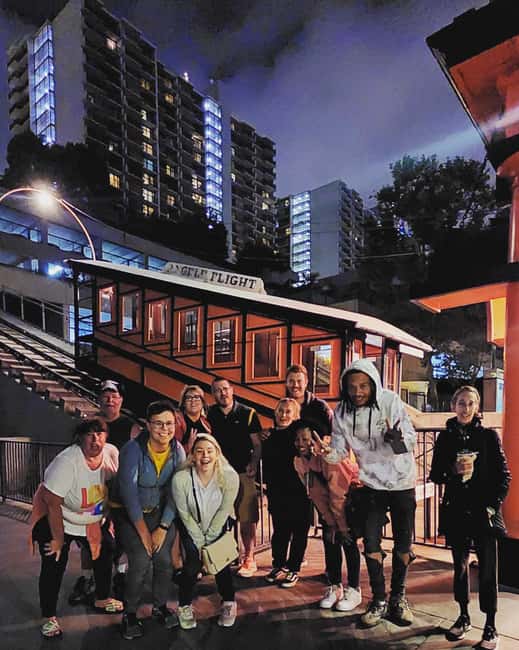 DTLA Murder Mystery Ghost Tour - The Guide and Overall Atmosphere of the DTLA Murder Mystery Ghost Tour