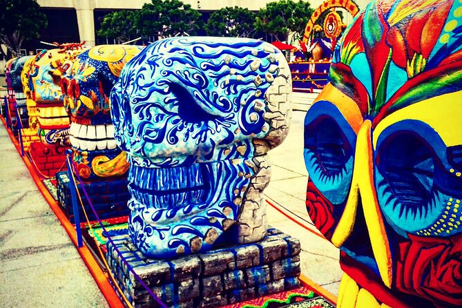 DTLA Murder Mystery Ghost Tour - The Guides: Knowledgeable and Engaging Storytellers