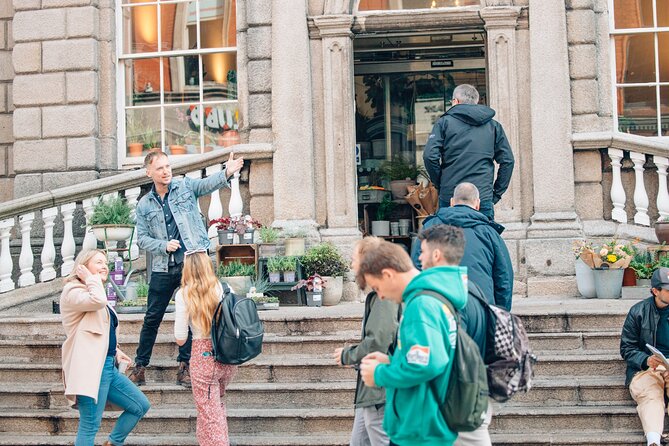 Dublin 6 Whiskey Tasting & 3 Food Pairing Walking Tour with Local - The Food Pairings and Delux Experience