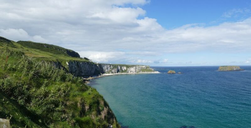 Dublin: Giant's Causeway & Glens of Antrim Day Tour - Overview: Excursion to Northern Ireland’s Famous Landmarks from Dublin