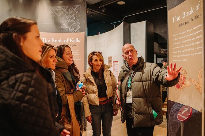 Dublin in a Day: Dublin Castle, Book of Kells, Guinness & Whiskey - Tour of Teeling Whiskey Distillery