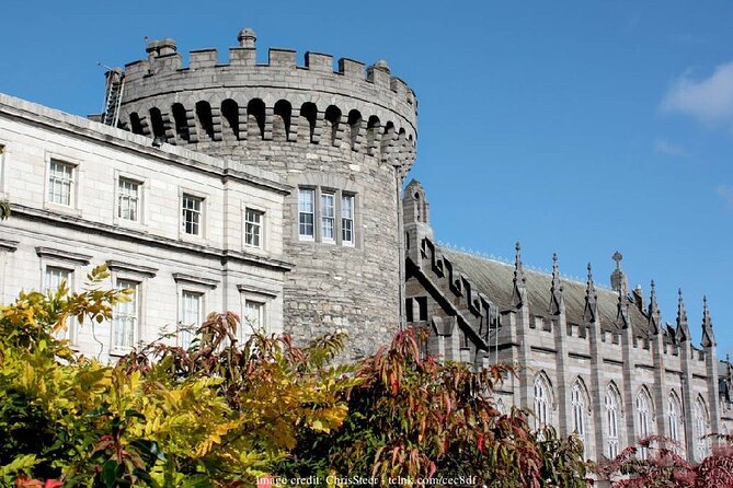 Dublin in a Day Private Tour: Book of Kells & Guinness Storehouse - Visiting Dublin’s Iconic Landmarks