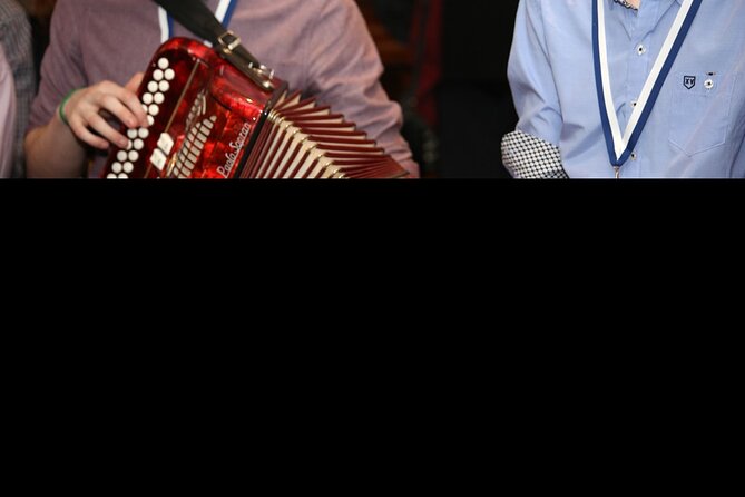 Dublin Irish Musical Pub Tour - The Guide: Knowledgeable and Personable