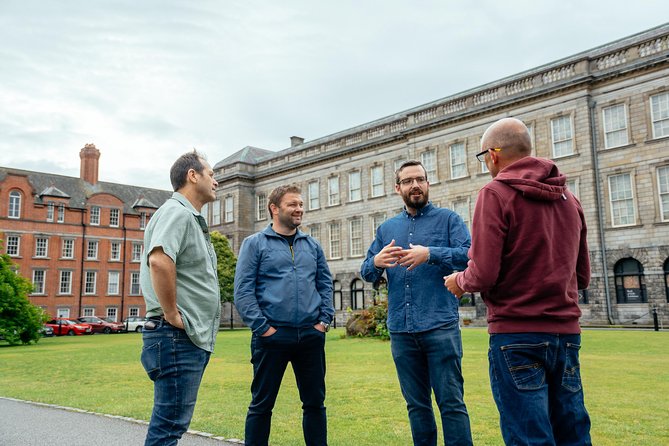 Dublin Private Highlights & History of 1916 Easter Rising Tour - The Experience of Walking Dublin’s Streets with a Local