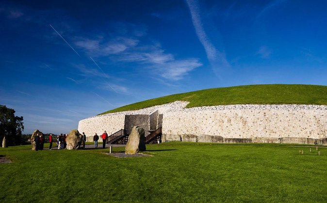 Dublin to Newgrange, Monasterboice Small Group Guided Tours - The Tour Starts at the Molly Malone Statue in Dublin