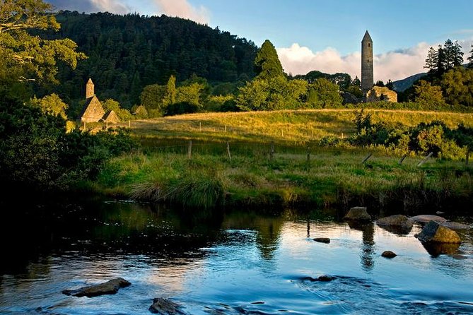 Dublin to Powerscourt, Wicklow, Glendalough Private Guided Tour - From Dublin to Scenic Wicklow Mountains National Park