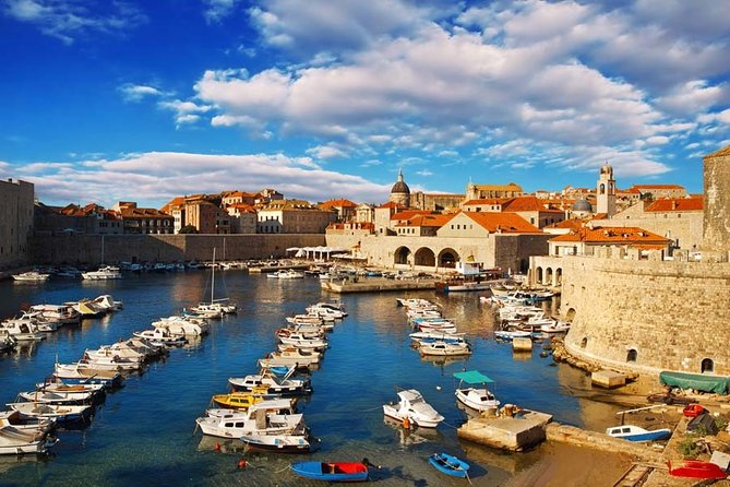 Dubrovnik Airport Transfers: Dubrovnik to Dubrovnik Airport DBV in Business Car - The Luxury Vehicles and Comfort Features