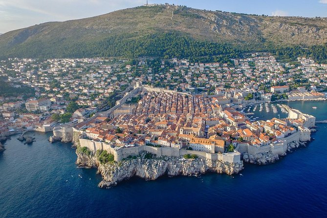 Dubrovnik: Best views Sightseeing Tour - Practical Logistics: Meeting Point and Group Size