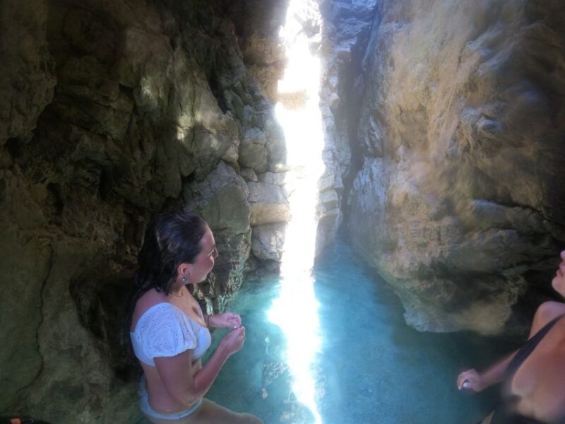 Dubrovnik: Blue & Green Caves Private Boat Tour with Drinks - Water Activities and Cliff Jumping at Kolocep